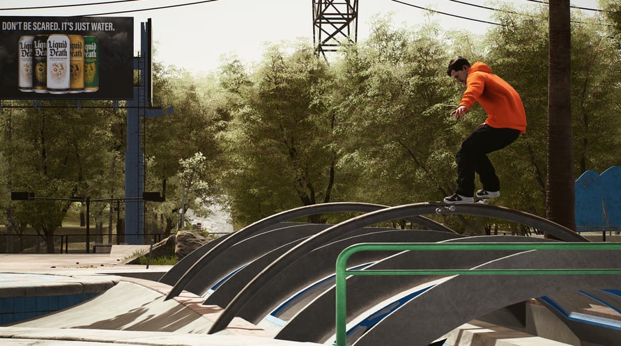 Session: Skate Sim Waterpark & Chris Cole